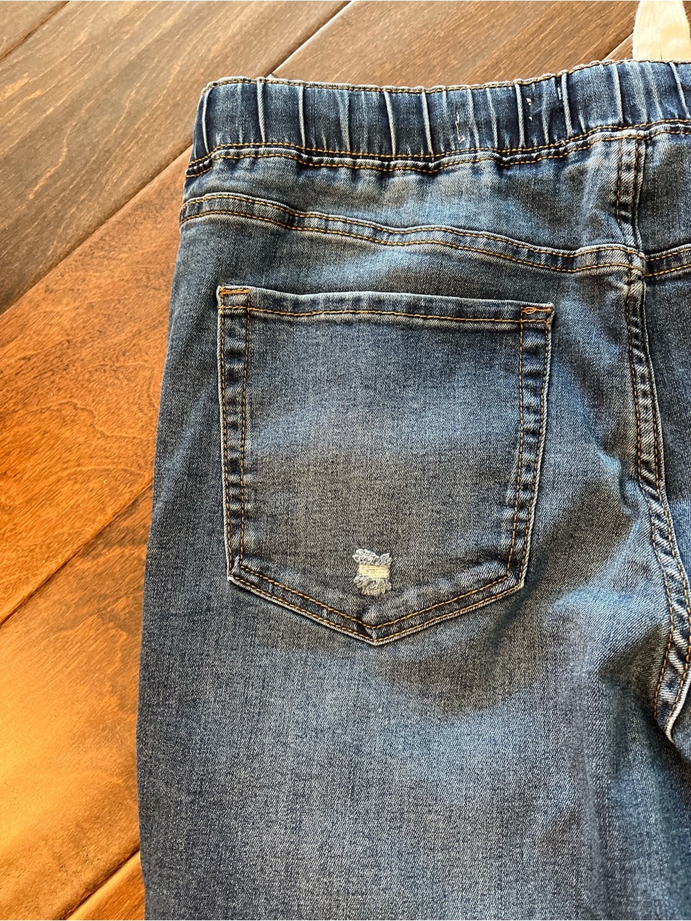 New Distressed Boyfriend Jogger Jeans with Drawstring Large - Picture 6 of 8